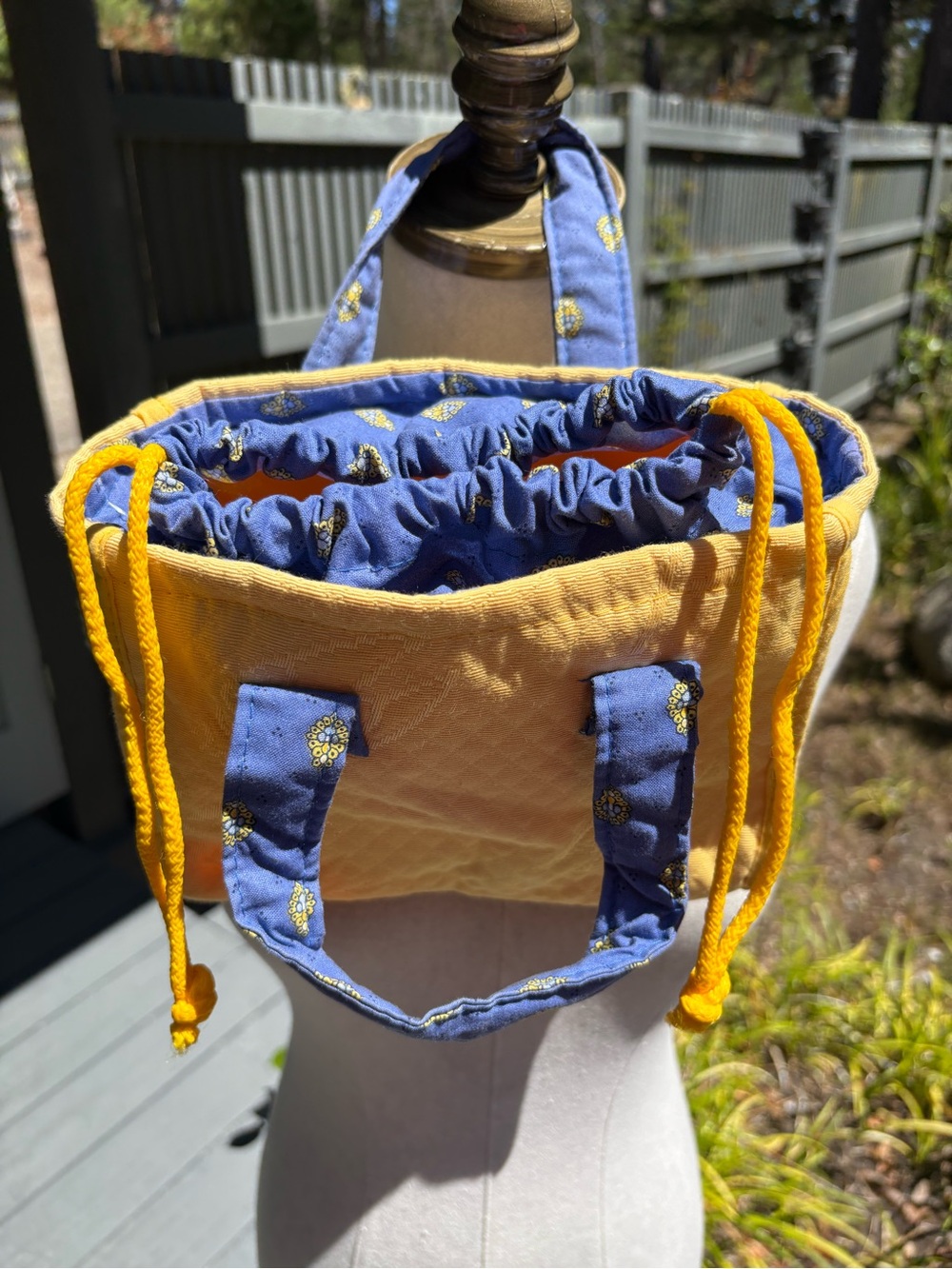 French Country Yellow & Blue Drawstring Lunch Tote